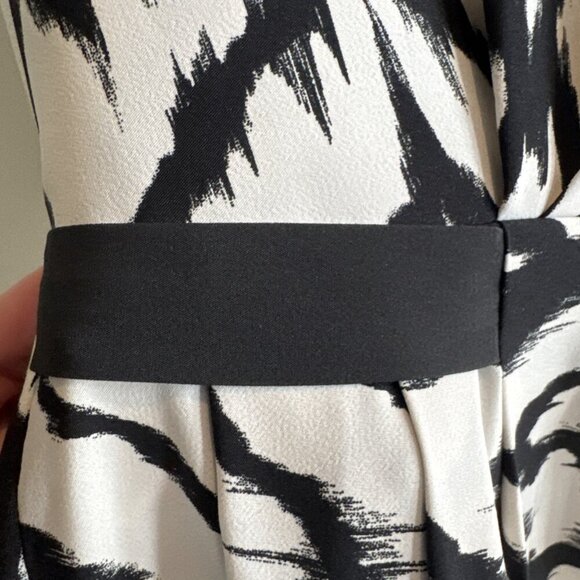 Armani Exchange, Woman Size OP, Black & White zebra Print Dress, A|X, Sleeveless - Picture 4 of 9
